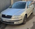 Серый Шкода Октавия, объемом двигателя 2 л и пробегом 350 тыс. км за 2500 $, фото 1 на Automoto.ua