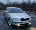Сірий Шкода Октавія, об'ємом двигуна 0 л та пробігом 300 тис. км за 4800 $, фото 1 на Automoto.ua