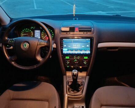Сірий Шкода Октавія, об'ємом двигуна 0 л та пробігом 300 тис. км за 4800 $, фото 10 на Automoto.ua