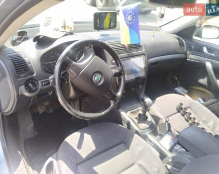 Серый Шкода Октавия, объемом двигателя 1.98 л и пробегом 340 тыс. км за 3750 $, фото 9 на Automoto.ua
