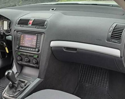 Серый Шкода Октавия, объемом двигателя 1.6 л и пробегом 220 тыс. км за 5550 $, фото 34 на Automoto.ua