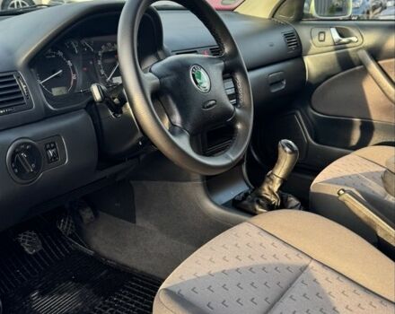 Серый Шкода Октавия, объемом двигателя 1.6 л и пробегом 244 тыс. км за 5600 $, фото 11 на Automoto.ua