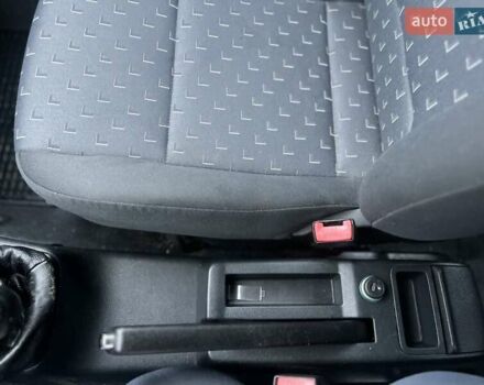 Серый Шкода Октавия, объемом двигателя 1.6 л и пробегом 223 тыс. км за 4900 $, фото 20 на Automoto.ua