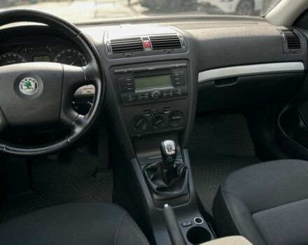 Шкода Октавия 2005 в Львове на Automoto.ua Серый Шкода Октавия, объемом двигателя 1.6 л и пробегом 295 тыс. км за 4999 $, фото 18 на Automoto.ua