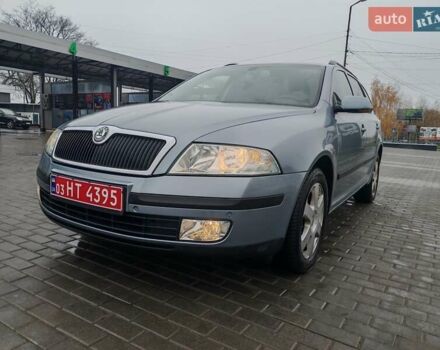Серый Шкода Октавия, объемом двигателя 1.6 л и пробегом 224 тыс. км за 6500 $, фото 1 на Automoto.ua