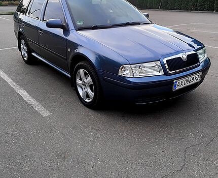 Серый Шкода Октавия, объемом двигателя 1.6 л и пробегом 268 тыс. км за 5800 $, фото 5 на Automoto.ua