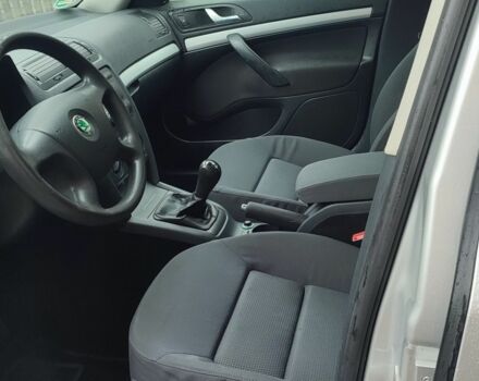 Серый Шкода Октавия, объемом двигателя 1.6 л и пробегом 340 тыс. км за 5100 $, фото 5 на Automoto.ua