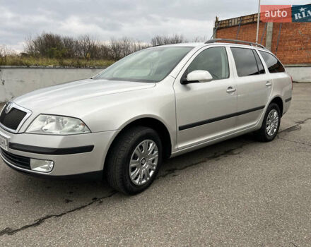 Серый Шкода Октавия, объемом двигателя 1.6 л и пробегом 220 тыс. км за 5750 $, фото 52 на Automoto.ua