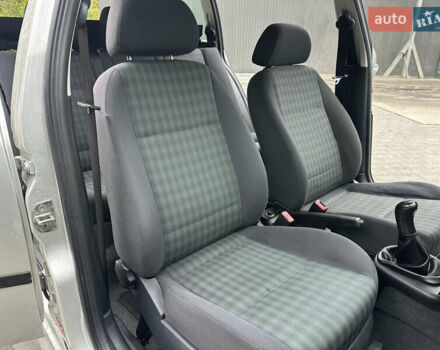 Серый Шкода Октавия, объемом двигателя 1.6 л и пробегом 217 тыс. км за 4750 $, фото 71 на Automoto.ua