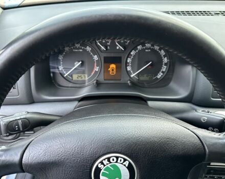 Сірий Шкода Октавія, об'ємом двигуна 1.6 л та пробігом 201 тис. км за 6000 $, фото 20 на Automoto.ua