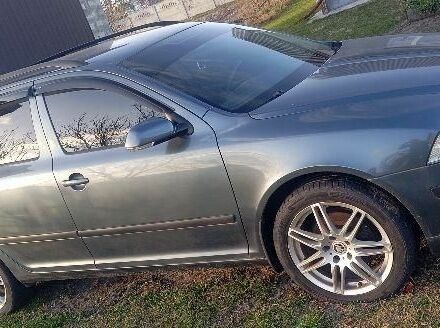 Серый Шкода Октавия, объемом двигателя 2 л и пробегом 168 тыс. км за 6200 $, фото 2 на Automoto.ua