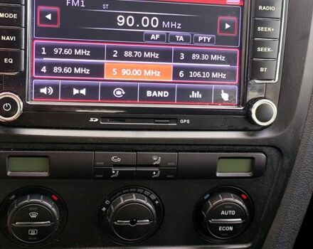 Серый Шкода Октавия, объемом двигателя 1.6 л и пробегом 213 тыс. км за 6000 $, фото 6 на Automoto.ua