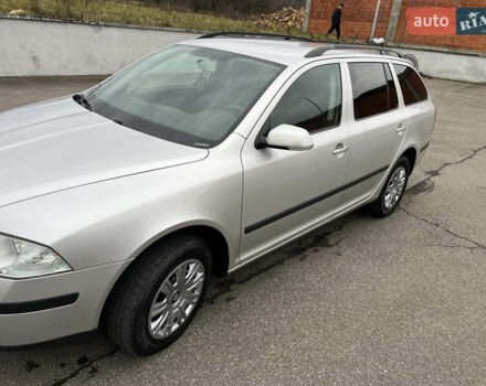 Серый Шкода Октавия, объемом двигателя 1.6 л и пробегом 220 тыс. км за 5750 $, фото 62 на Automoto.ua