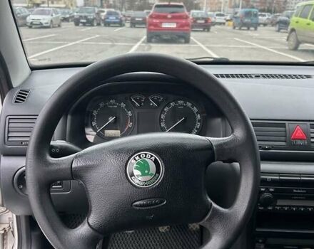 Серый Шкода Октавия, объемом двигателя 1.6 л и пробегом 255 тыс. км за 5000 $, фото 4 на Automoto.ua