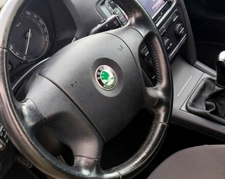 Серый Шкода Октавия, объемом двигателя 1.6 л и пробегом 213 тыс. км за 6000 $, фото 5 на Automoto.ua