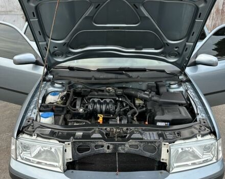 Сірий Шкода Октавія, об'ємом двигуна 1.6 л та пробігом 201 тис. км за 6000 $, фото 2 на Automoto.ua