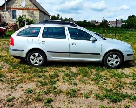 Серый Шкода Октавия, объемом двигателя 1.6 л и пробегом 213 тыс. км за 6000 $, фото 10 на Automoto.ua