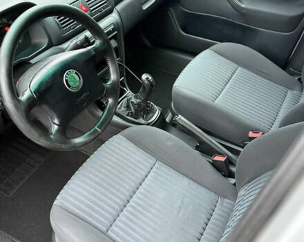 Серый Шкода Октавия, объемом двигателя 1.6 л и пробегом 215 тыс. км за 4750 $, фото 4 на Automoto.ua