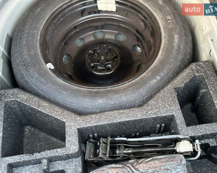 Серый Шкода Октавия, объемом двигателя 1.6 л и пробегом 171 тыс. км за 5474 $, фото 40 на Automoto.ua