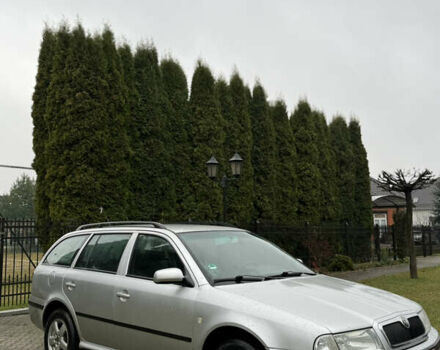 Серый Шкода Октавия, объемом двигателя 1.6 л и пробегом 215 тыс. км за 4750 $, фото 1 на Automoto.ua