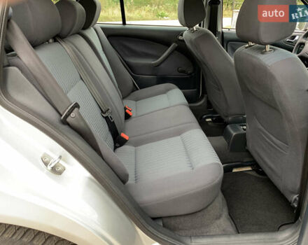 Серый Шкода Октавия, объемом двигателя 1.6 л и пробегом 192 тыс. км за 5699 $, фото 30 на Automoto.ua