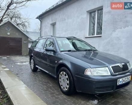 Серый Шкода Октавия, объемом двигателя 1.6 л и пробегом 223 тыс. км за 4900 $, фото 3 на Automoto.ua
