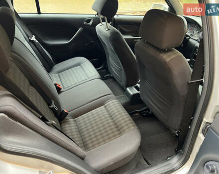 Сірий Шкода Октавія, об'ємом двигуна 1.6 л та пробігом 213 тис. км за 5350 $, фото 19 на Automoto.ua