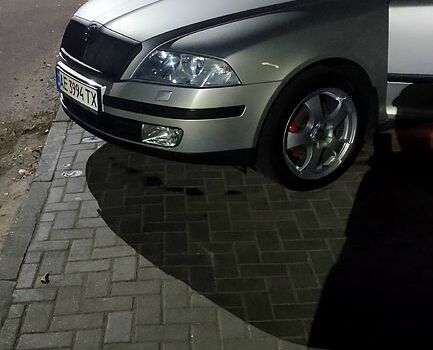Сірий Шкода Октавія, об'ємом двигуна 1.6 л та пробігом 320 тис. км за 6300 $, фото 2 на Automoto.ua