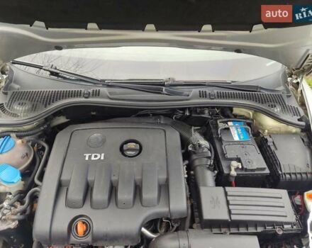 Серый Шкода Октавия, объемом двигателя 1.97 л и пробегом 265 тыс. км за 5199 $, фото 23 на Automoto.ua