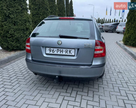 Серый Шкода Октавия, объемом двигателя 1.6 л и пробегом 223 тыс. км за 5850 $, фото 5 на Automoto.ua