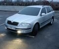 Сірий Шкода Октавія, об'ємом двигуна 0 л та пробігом 300 тис. км за 4800 $, фото 2 на Automoto.ua
