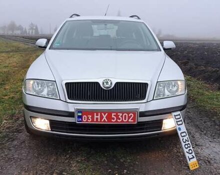 Серый Шкода Октавия, объемом двигателя 1.6 л и пробегом 220 тыс. км за 5550 $, фото 2 на Automoto.ua