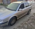 Серый Шкода Октавия, объемом двигателя 1.6 л и пробегом 220 тыс. км за 5000 $, фото 1 на Automoto.ua