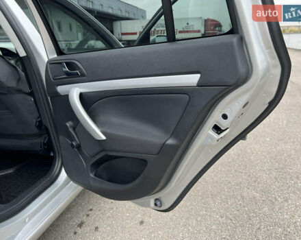 Серый Шкода Октавия, объемом двигателя 1.6 л и пробегом 220 тыс. км за 5750 $, фото 38 на Automoto.ua