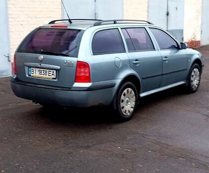 Серый Шкода Октавия, объемом двигателя 16 л и пробегом 300 тыс. км за 3700 $, фото 4 на Automoto.ua