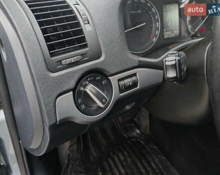 Серый Шкода Октавия, объемом двигателя 1.6 л и пробегом 224 тыс. км за 6500 $, фото 29 на Automoto.ua