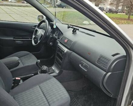 Сірий Шкода Октавія, об'ємом двигуна 1.6 л та пробігом 200 тис. км за 3100 $, фото 12 на Automoto.ua