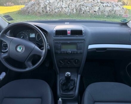 Серый Шкода Октавия, объемом двигателя 1.6 л и пробегом 149 тыс. км за 5500 $, фото 4 на Automoto.ua