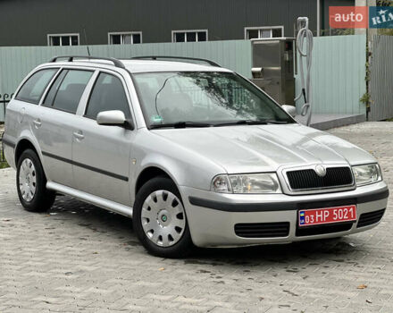 Серый Шкода Октавия, объемом двигателя 1.6 л и пробегом 217 тыс. км за 4750 $, фото 19 на Automoto.ua