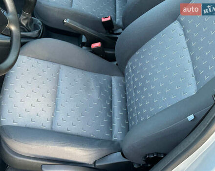 Серый Шкода Октавия, объемом двигателя 1.6 л и пробегом 171 тыс. км за 5474 $, фото 13 на Automoto.ua