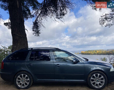 Шкода Октавия 2005 в Черкассах на Automoto.ua Серый Шкода Октавия, объемом двигателя 2 л и пробегом 286 тыс. км за 6800 $, фото 4 на Automoto.ua