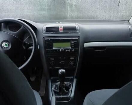 Серый Шкода Октавия, объемом двигателя 1.6 л и пробегом 263 тыс. км за 4599 $, фото 6 на Automoto.ua