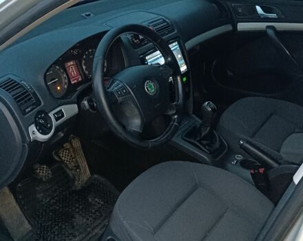 Сірий Шкода Октавія, об'ємом двигуна 0 л та пробігом 300 тис. км за 4800 $, фото 9 на Automoto.ua