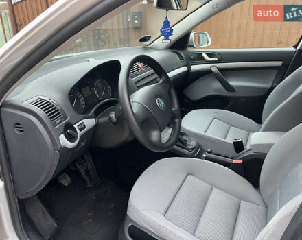 Серый Шкода Октавия, объемом двигателя 1.6 л и пробегом 215 тыс. км за 6450 $, фото 30 на Automoto.ua