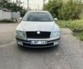 Сірий Шкода Октавія, об'ємом двигуна 2 л та пробігом 301 тис. км за 2645 $, фото 1 на Automoto.ua