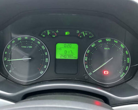 Сірий Шкода Октавія, об'ємом двигуна 1.6 л та пробігом 240 тис. км за 6000 $, фото 5 на Automoto.ua