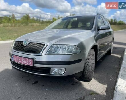 Серый Шкода Октавия, объемом двигателя 1.6 л и пробегом 197 тыс. км за 6150 $, фото 3 на Automoto.ua