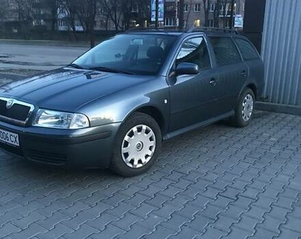 Серый Шкода Октавия, объемом двигателя 1.6 л и пробегом 348 тыс. км за 4299 $, фото 3 на Automoto.ua