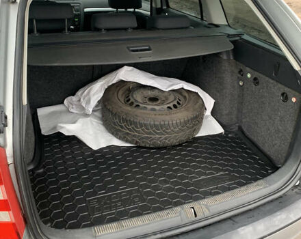 Сірий Шкода Октавія, об'ємом двигуна 1.6 л та пробігом 240 тис. км за 6000 $, фото 10 на Automoto.ua