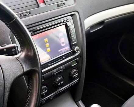 Серый Шкода Октавия, объемом двигателя 1.6 л и пробегом 213 тыс. км за 6000 $, фото 1 на Automoto.ua